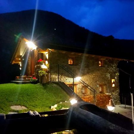 Chalet Cuore Selvatico Monno Екстериор снимка