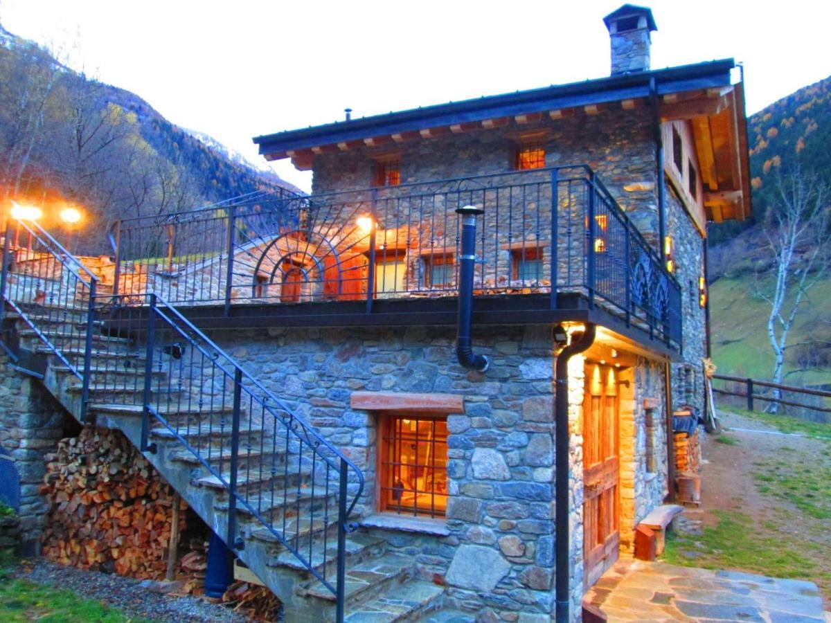 Chalet Cuore Selvatico Monno Екстериор снимка