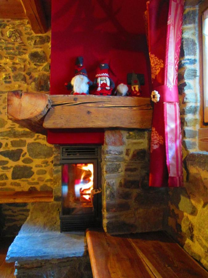 Chalet Cuore Selvatico Monno Екстериор снимка