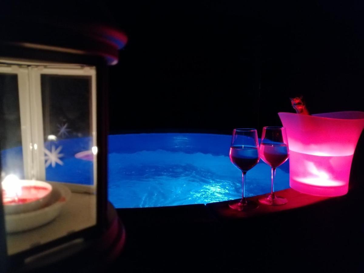 Chalet Cuore Selvatico Monno Екстериор снимка