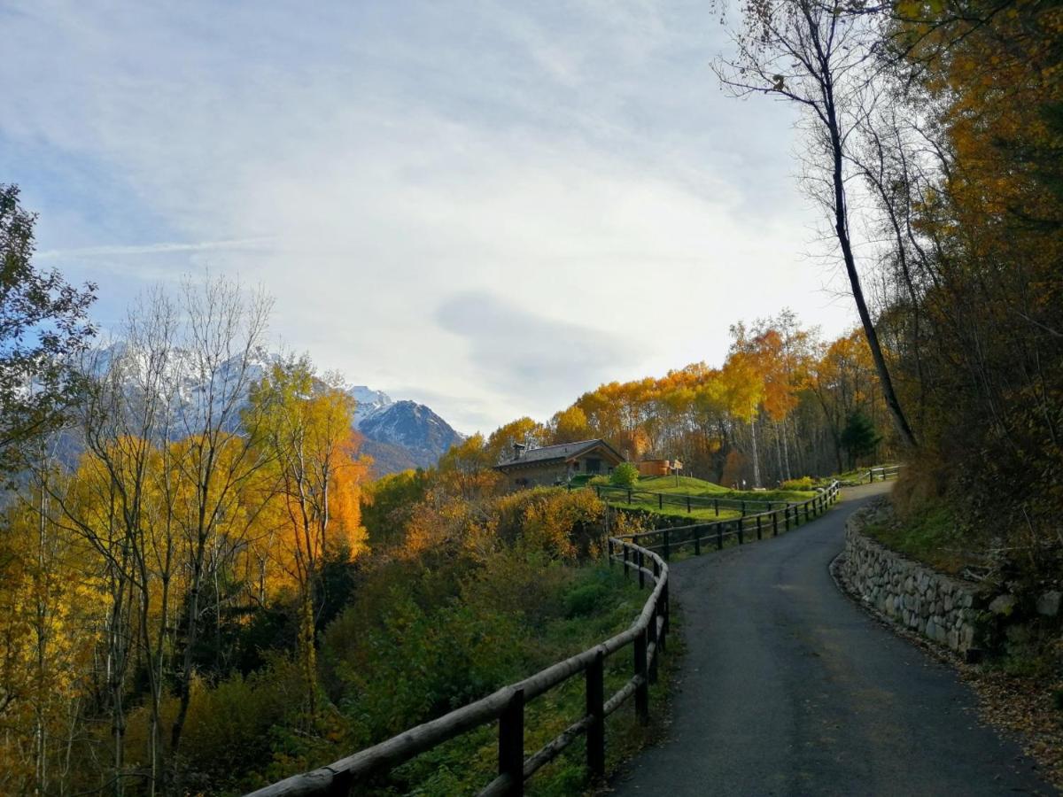 Chalet Cuore Selvatico Monno Екстериор снимка